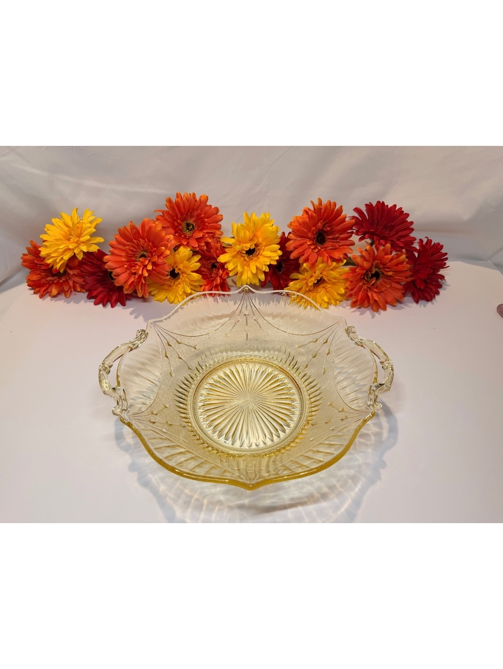 Lancaster Dart Yellow Depression Glass Serving Bowl - 1930s - EUC
